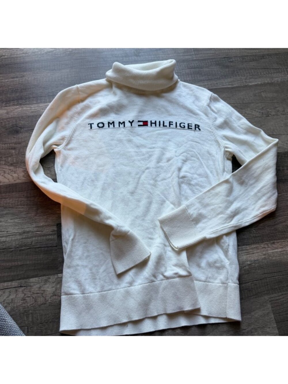 Tommy Hilfiger Womens White Turtleneck Pullover Sweater Small Logo Knit Long Sle